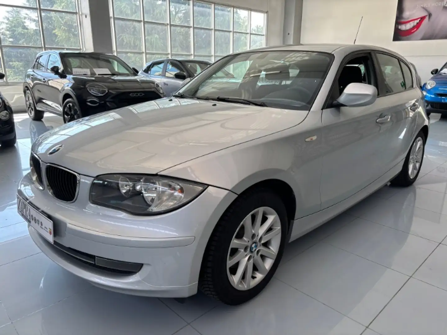 BMW 118 d 2.0 143cv 5p dpf Argento - 1