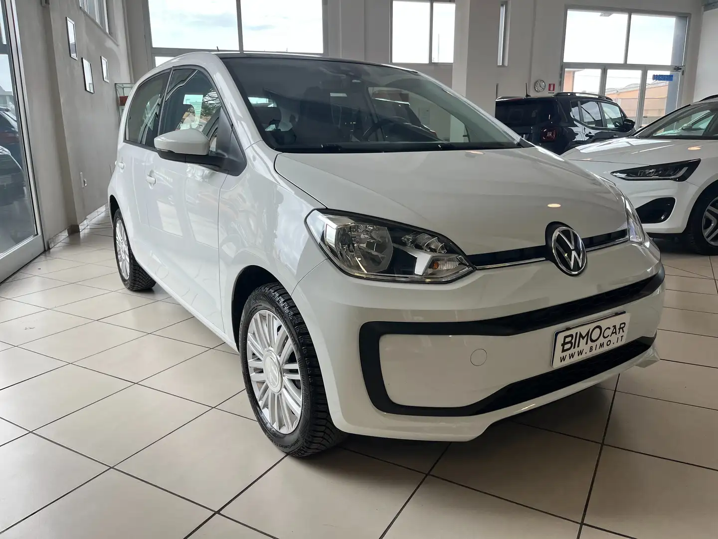 Volkswagen up! up! 5p 2017 5p 1.0 evo Move 65cv Bianco - 1