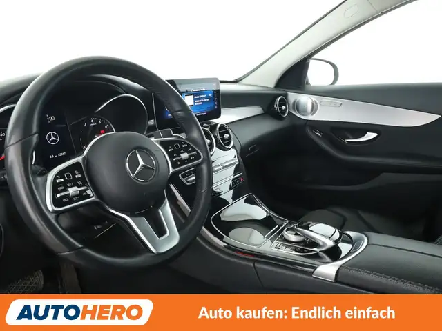 Mercedes-Benz C-Class view 11