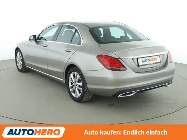 Mercedes-Benz C-Class view 4
