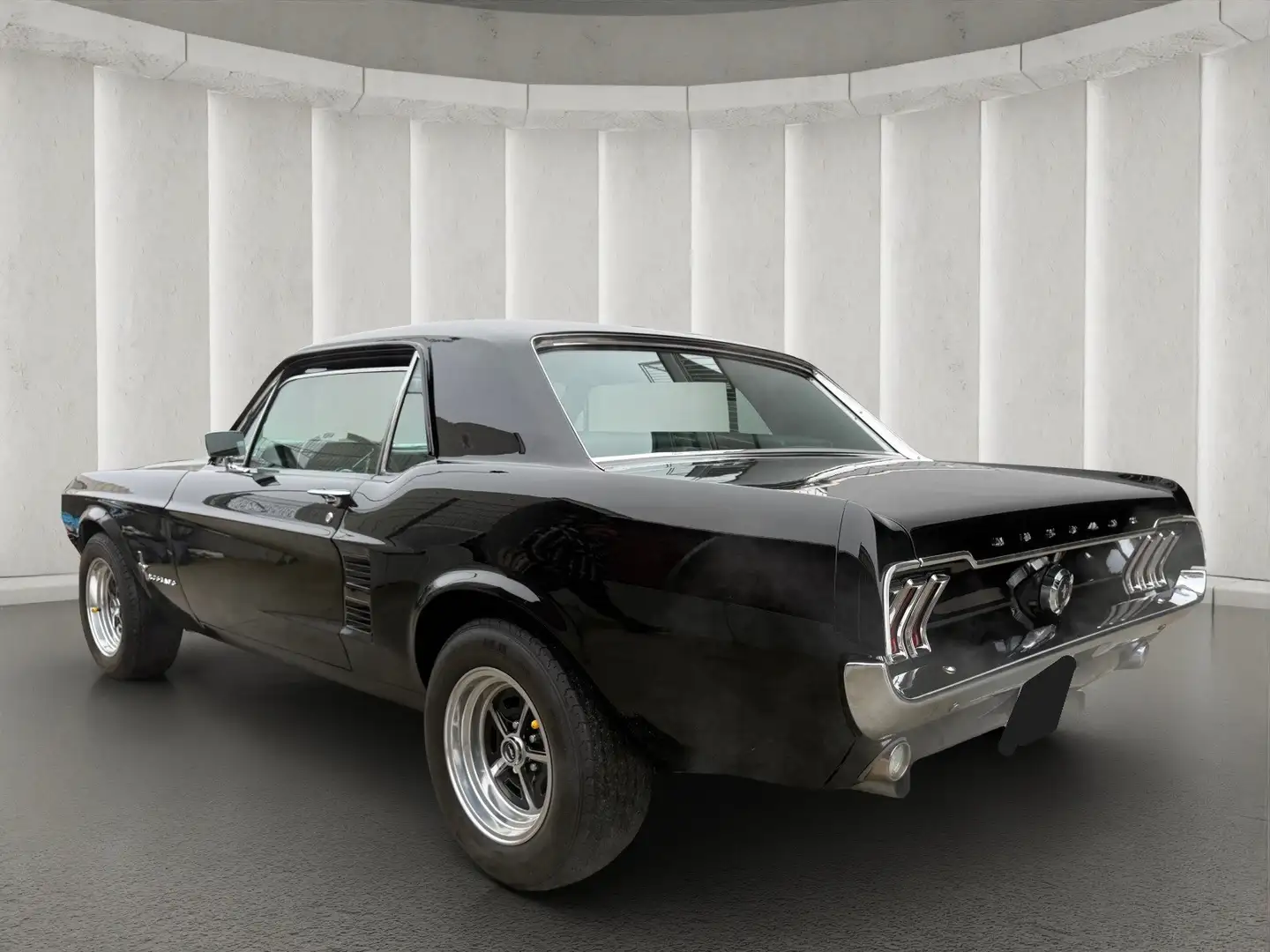 Ford Mustang TOP ZUSTAND+RESTAURIERT+HISTORIE Schwarz - 2