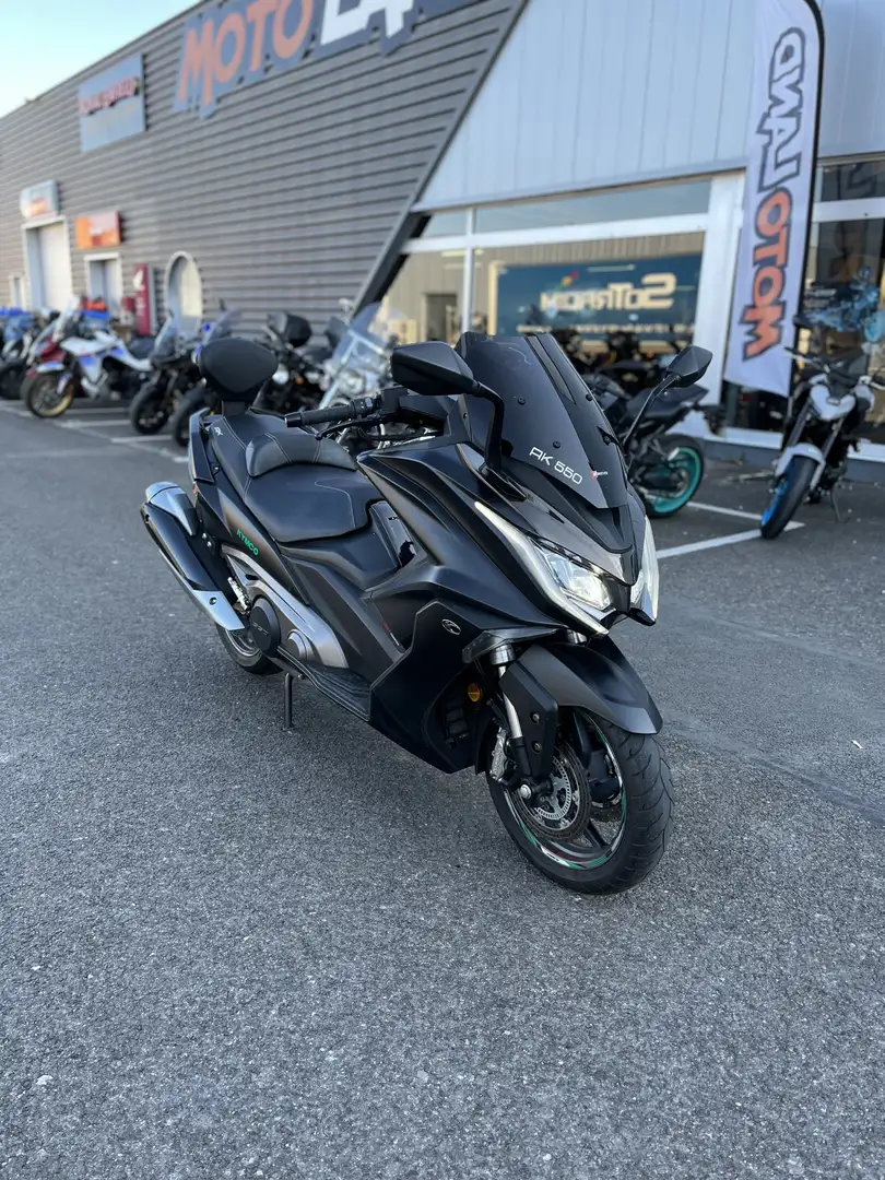 Kymco AK 550 Fekete - 2