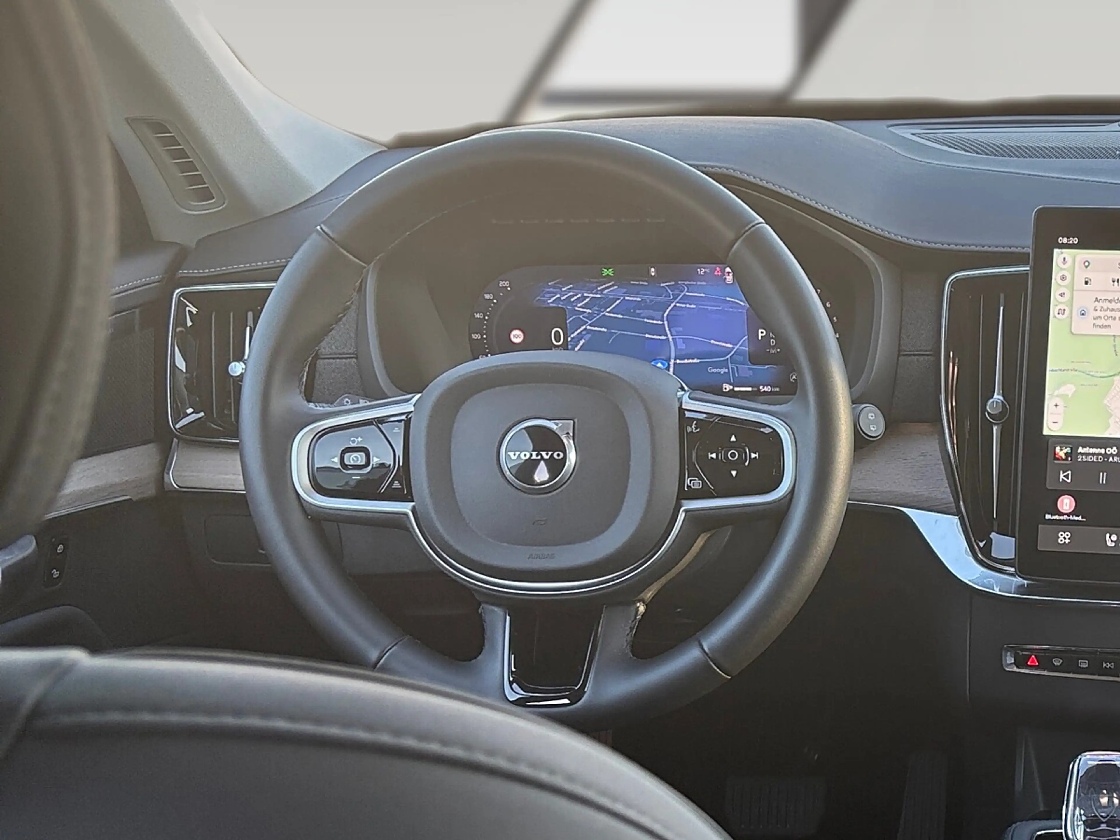 Volvo XC90 B5 (Benzin) AWD Mild Hybr. Plus Bright — photo 11
