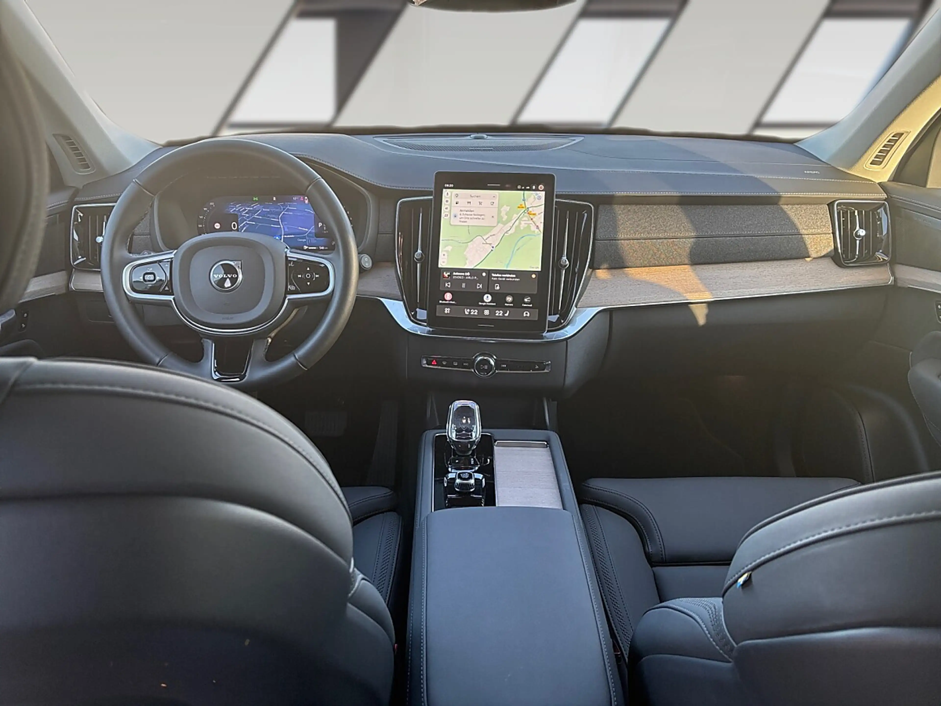 Volvo XC90 B5 (Benzin) AWD Mild Hybr. Plus Bright — photo 10