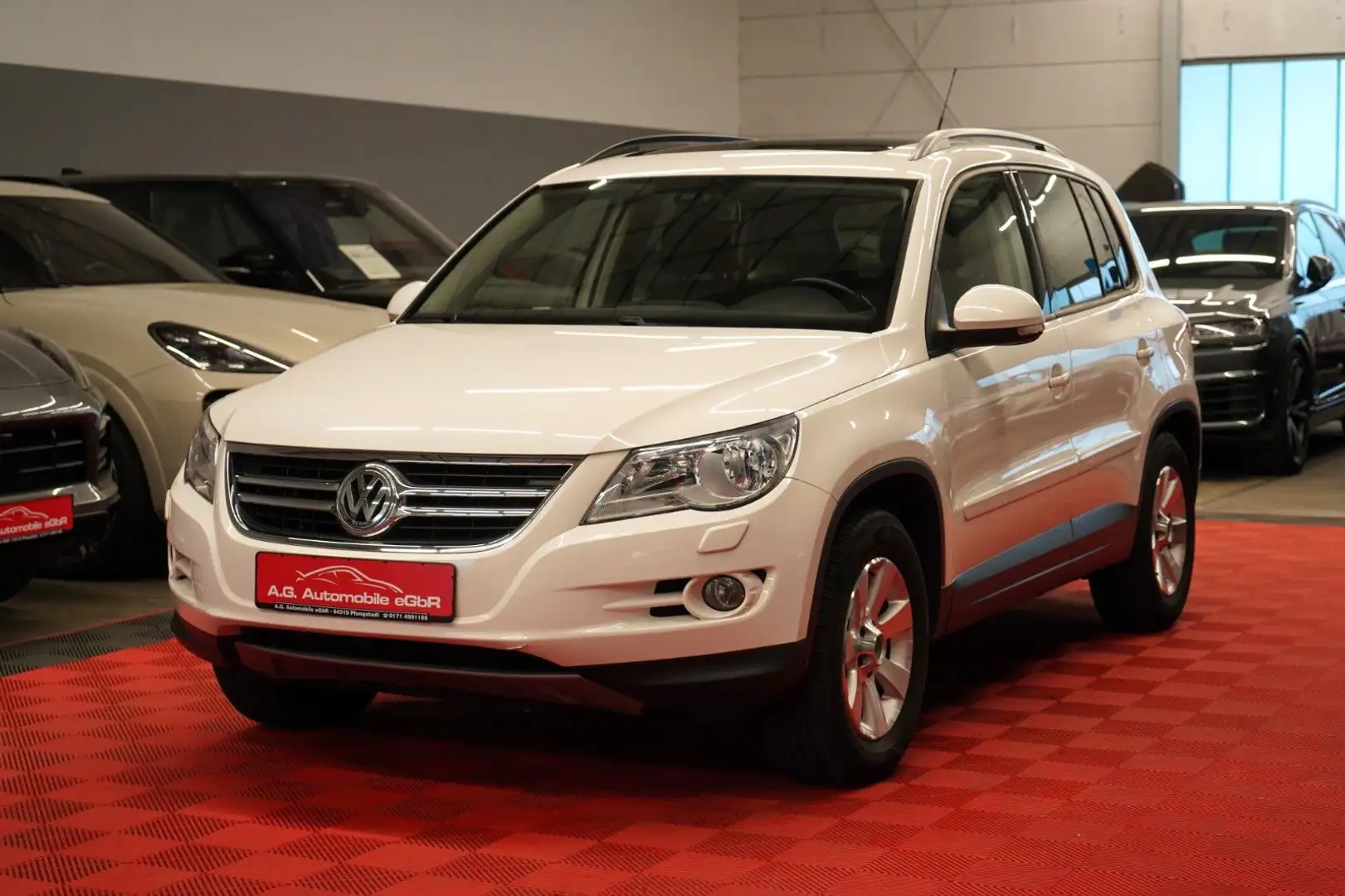 Volkswagen Tiguan Track & Field 4Motion*2Hand*Allrad*AHK* Weiß - 1