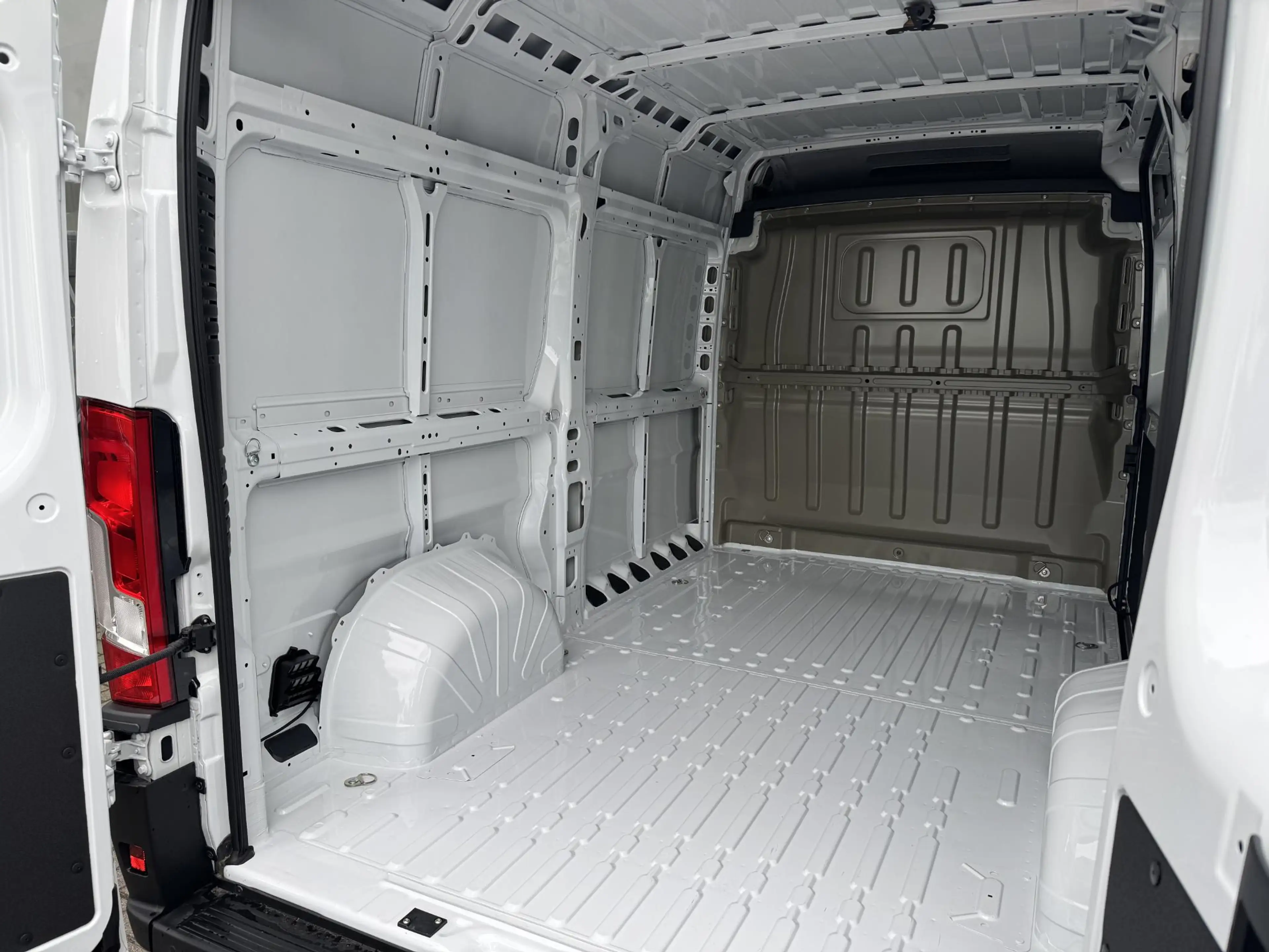 Citroen Jumper 2.2 BlueHDi 140 S&S L2H2 3.5t | Adaptieve Cruise c — photo 8