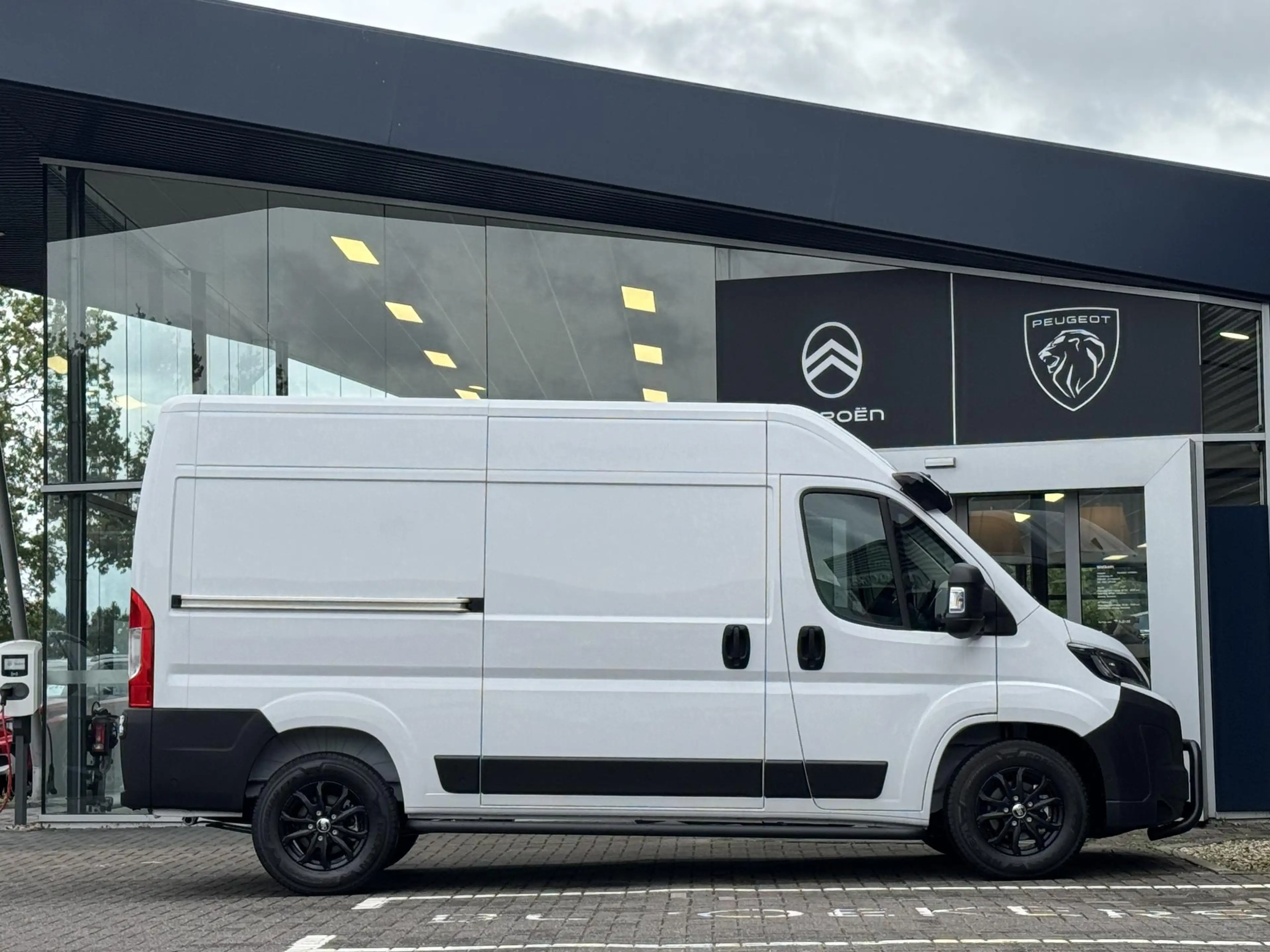 Citroen Jumper 2.2 BlueHDi 140 S&S L2H2 3.5t | Adaptieve Cruise c — photo 4
