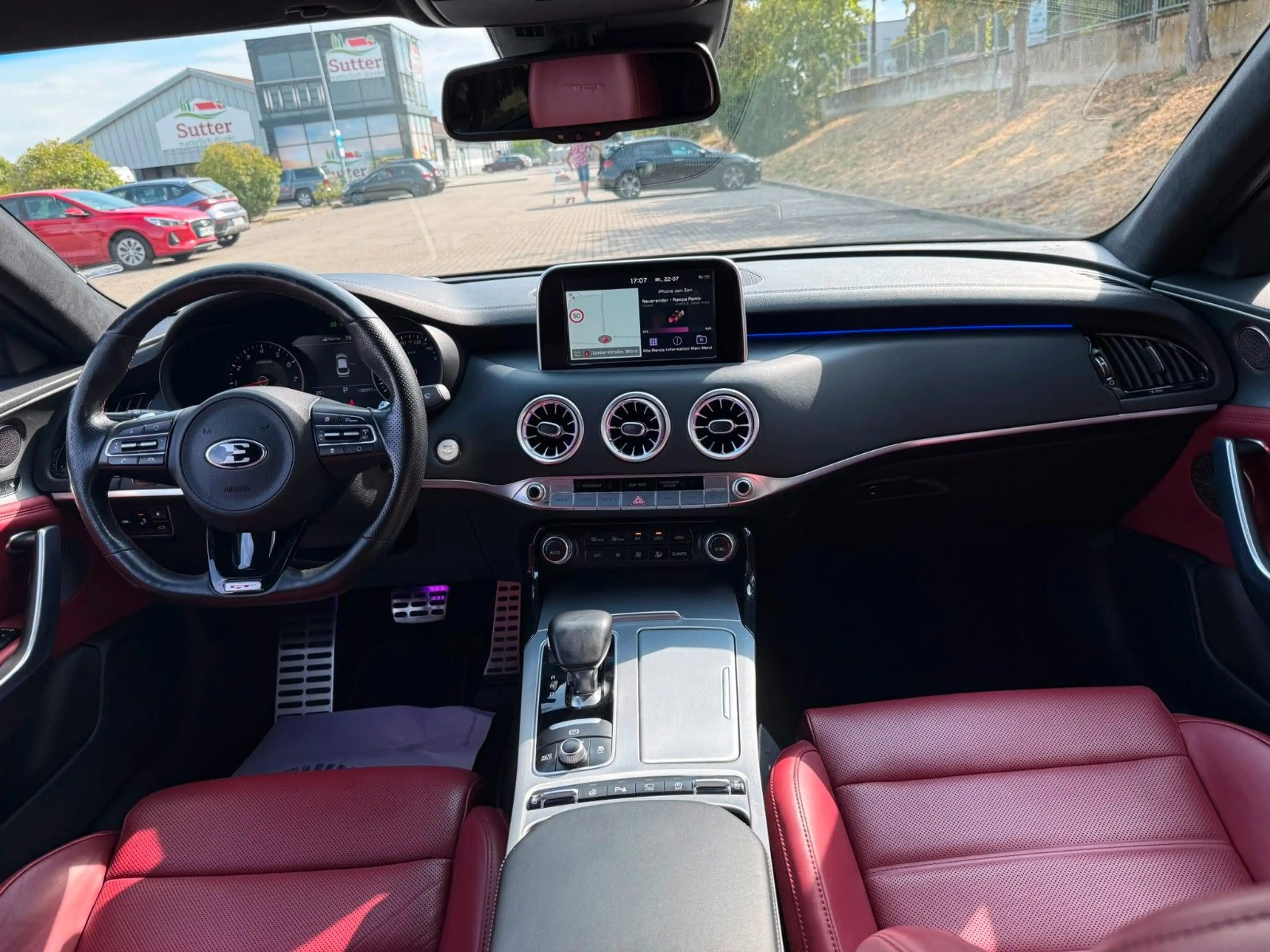 Kia Stinger GT 4WD/Rotes Leder/ACC/HUD/Pano/360° — photo 14