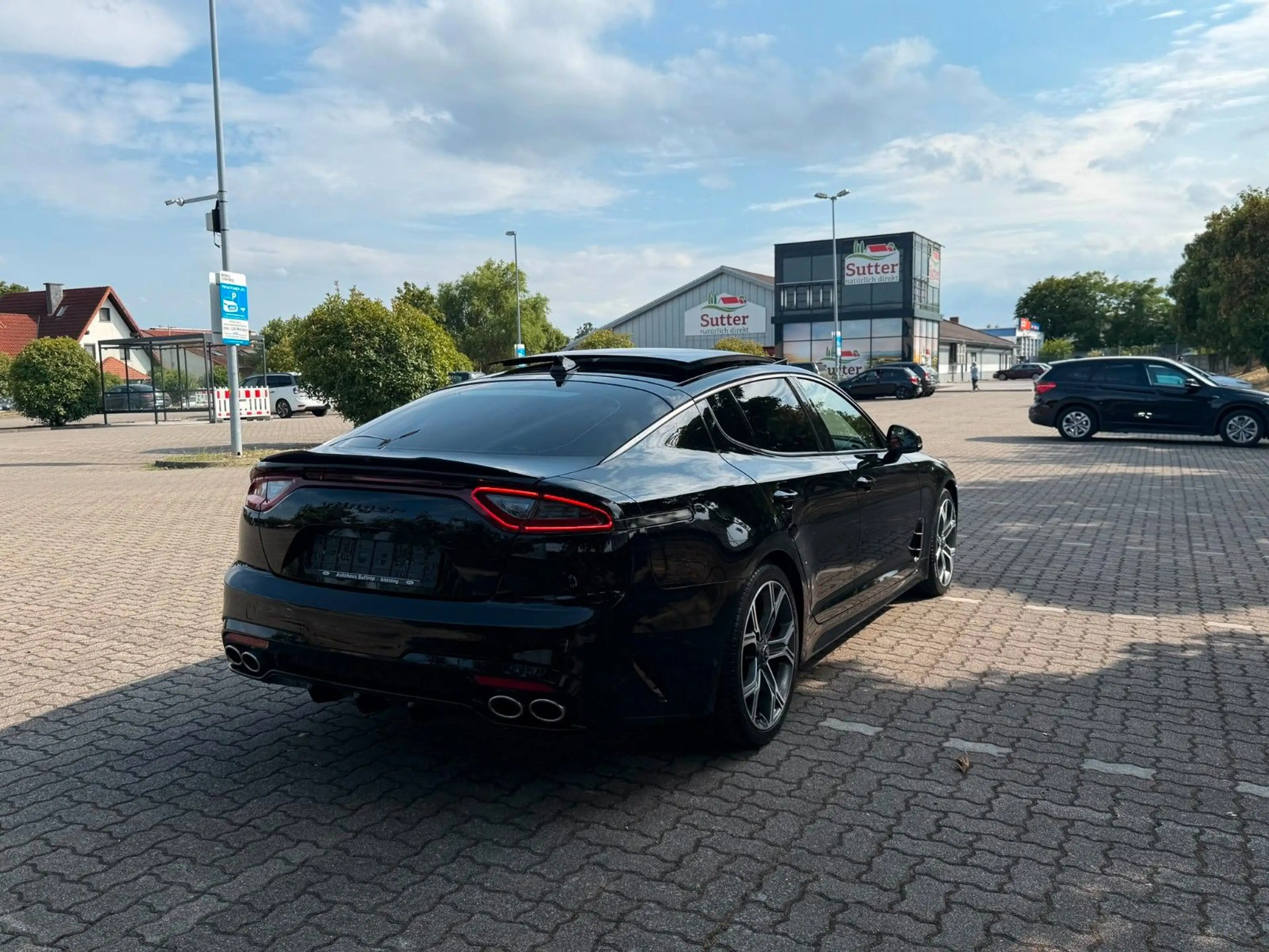 Kia Stinger GT 4WD/Rotes Leder/ACC/HUD/Pano/360° — photo 8