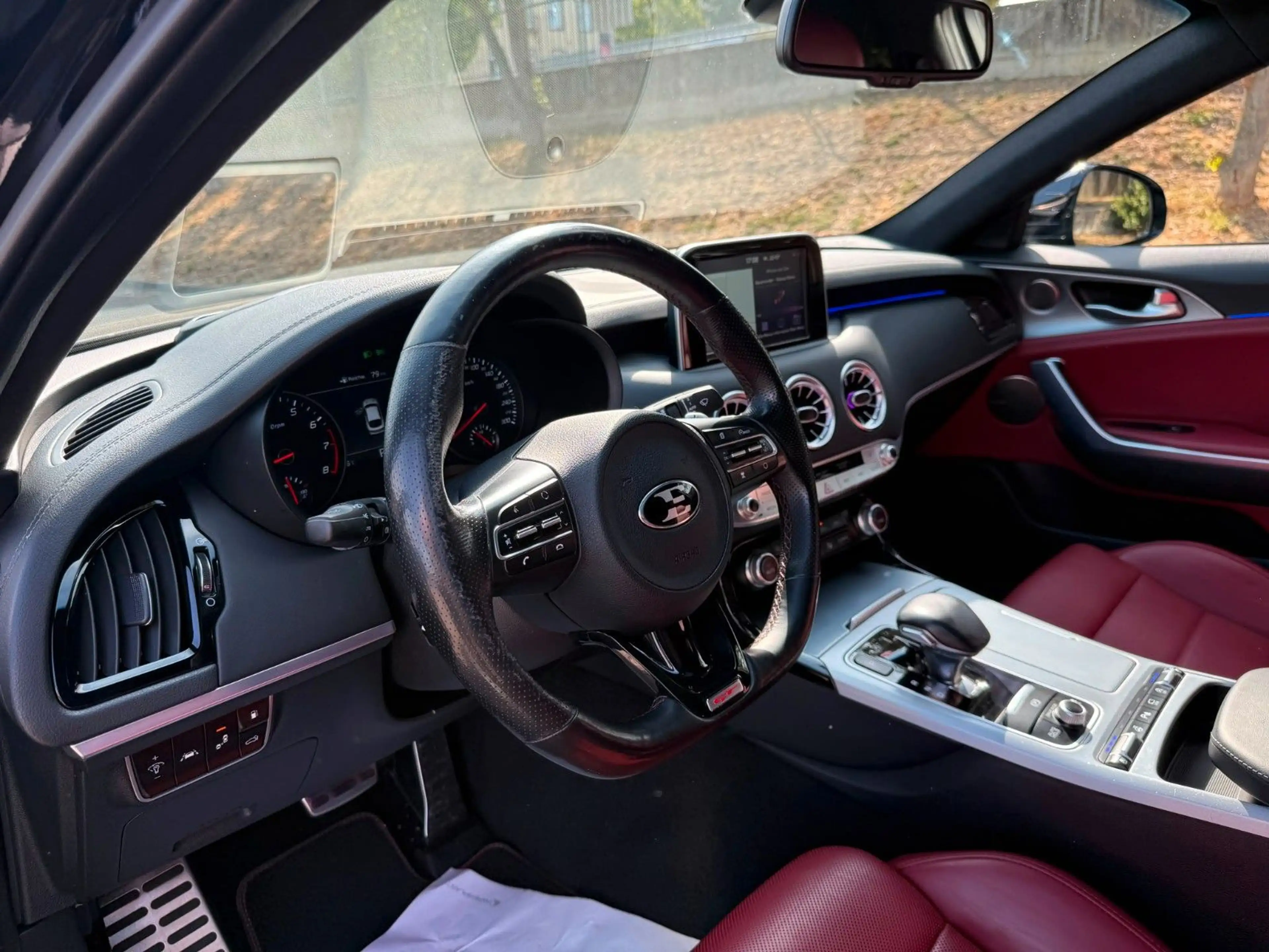 Kia Stinger GT 4WD/Rotes Leder/ACC/HUD/Pano/360° — photo 12