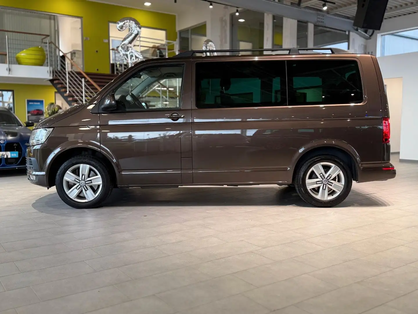 Volkswagen T6 Transporter SHZ*STDHZ*AHK* Braun - 2