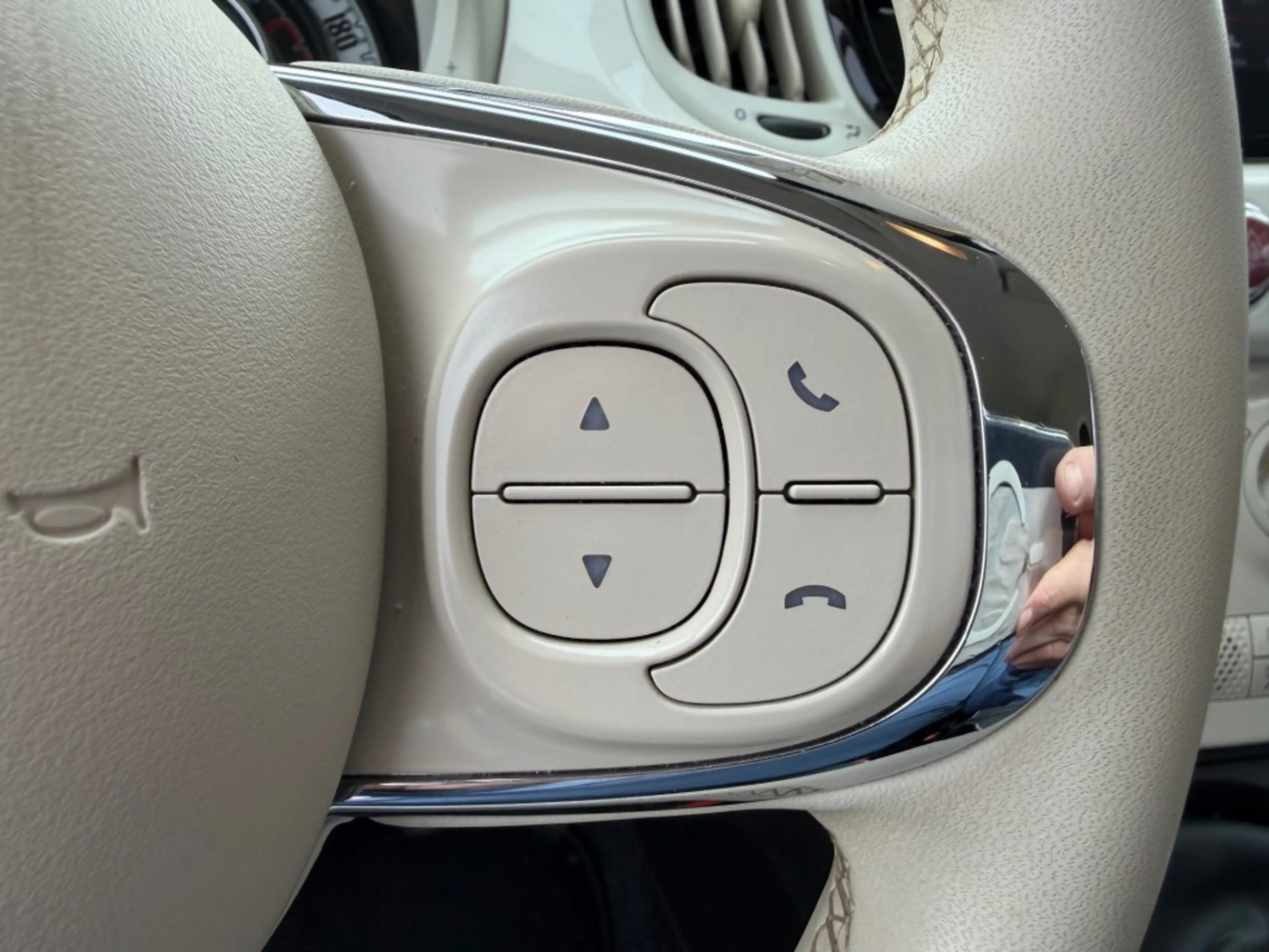 Fiat 500 1.0 HYBRID LOUNGE AIRCO CRUISE PDC CARPLAY. — photo 26