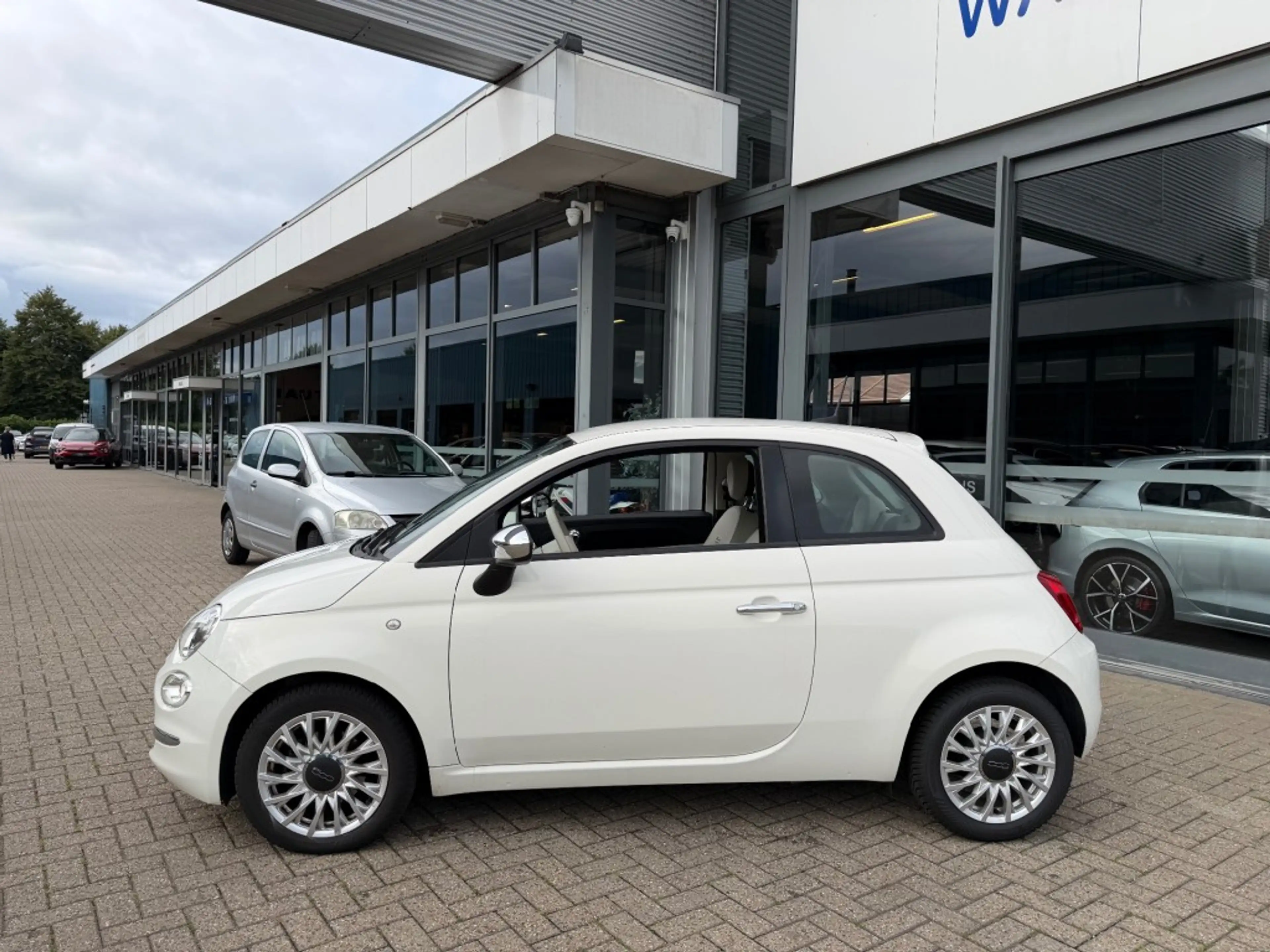 Fiat 500 1.0 HYBRID LOUNGE AIRCO CRUISE PDC CARPLAY. — photo 6