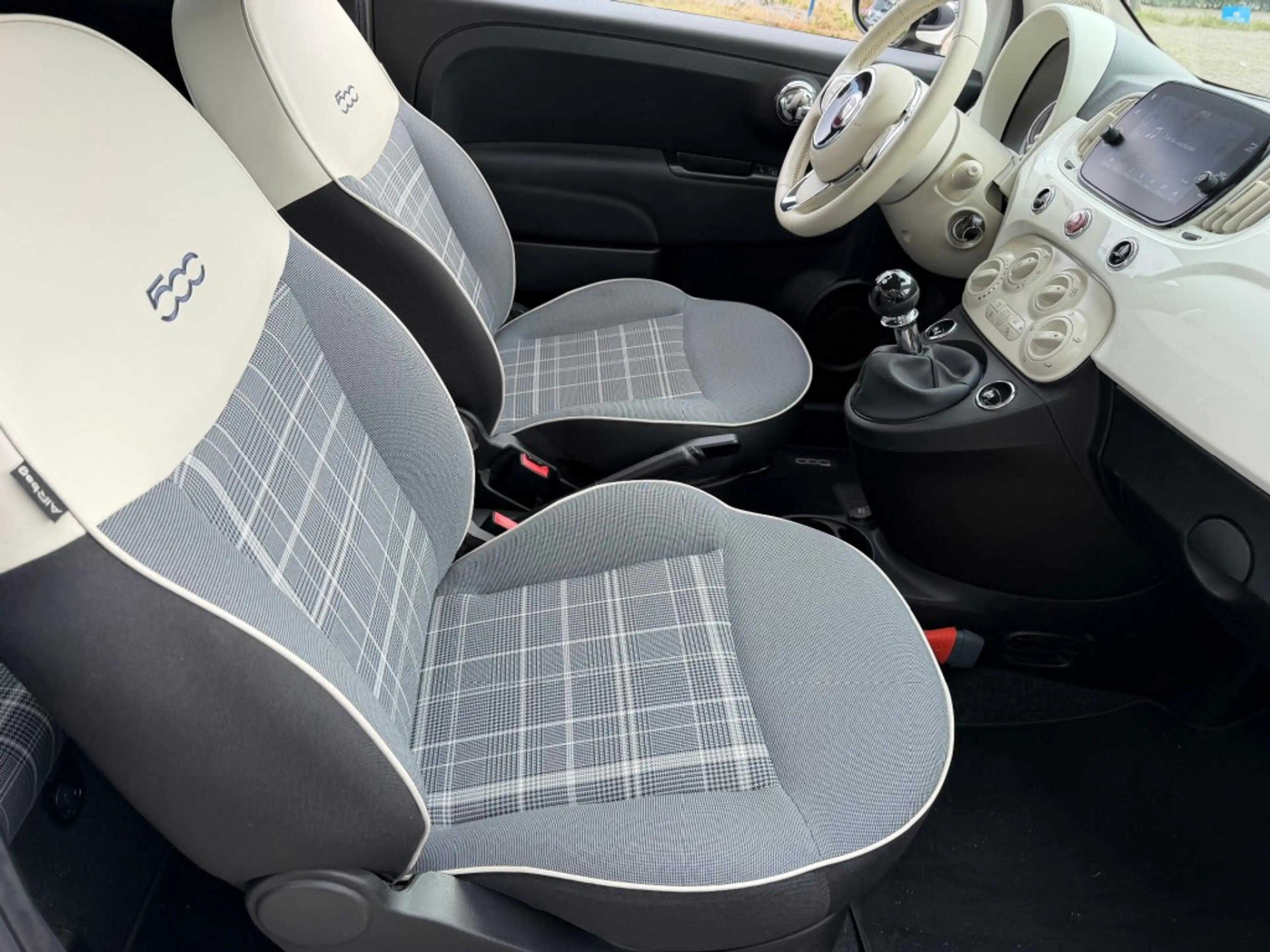 Fiat 500 1.0 HYBRID LOUNGE AIRCO CRUISE PDC CARPLAY. — photo 21