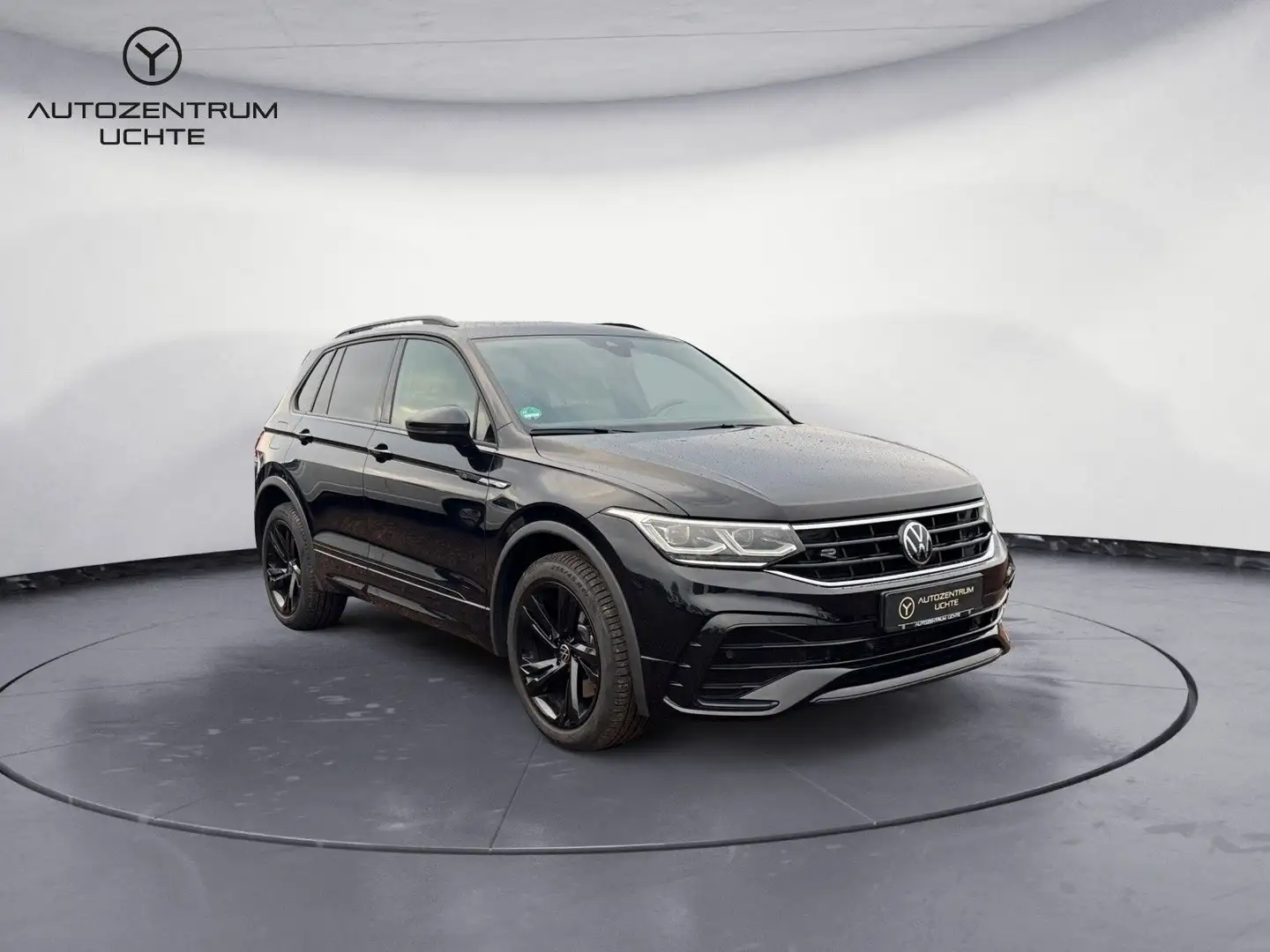 Volkswagen Tiguan R-Line 4Motion/PANO/BLACK/AHK/VC/ Noir - 1