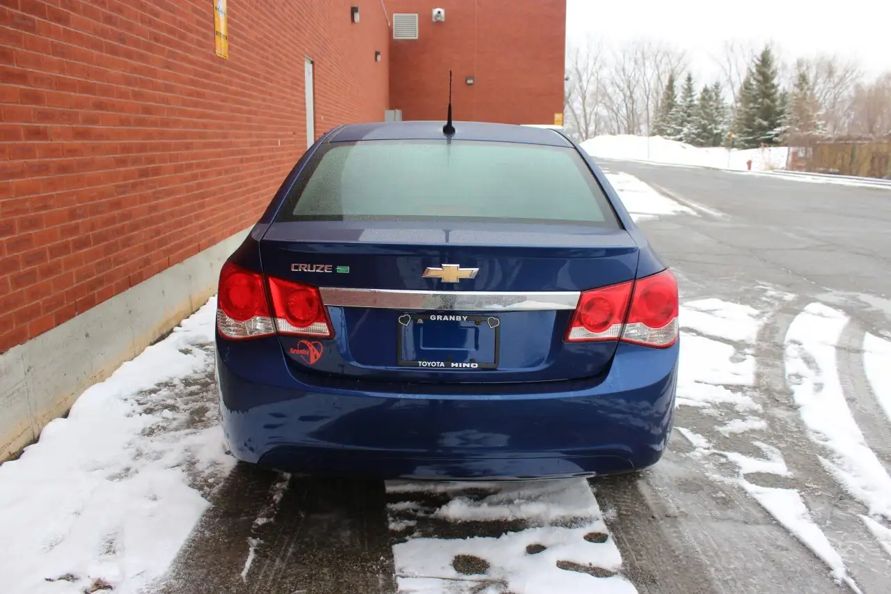 Chevrolet Cruze снимка Chevrolet Cruze