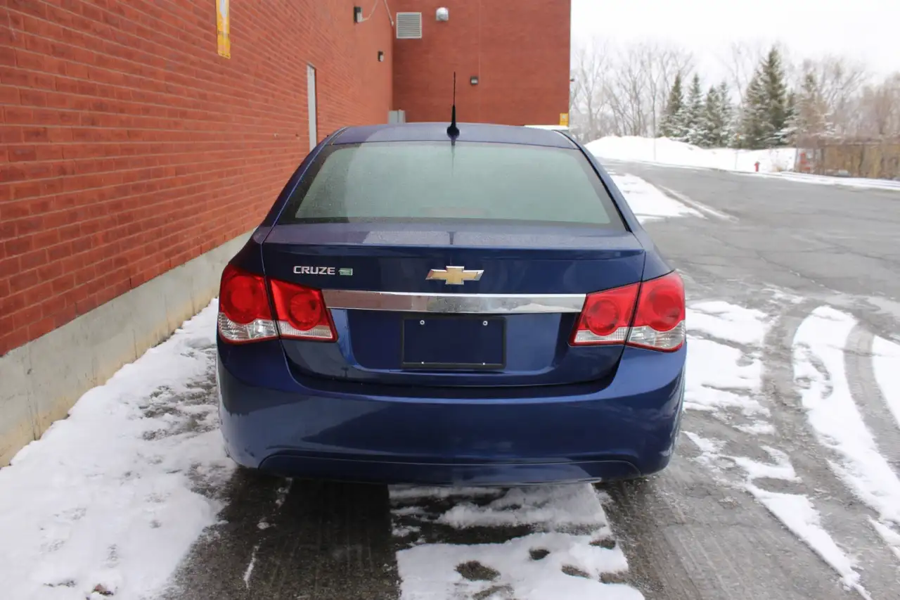 Chevrolet Cruze снимка Chevrolet Cruze