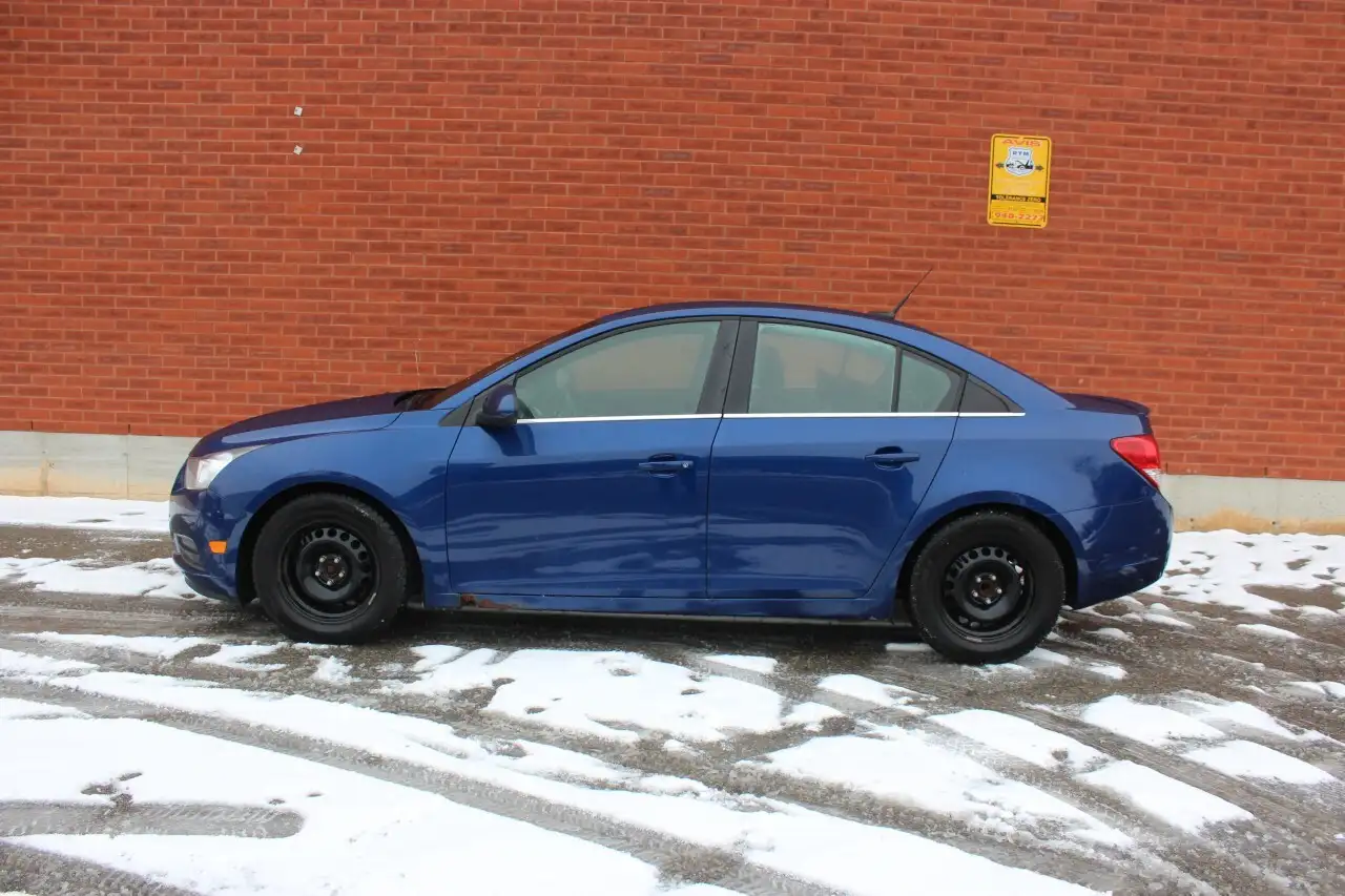 Chevrolet Cruze снимка Chevrolet Cruze