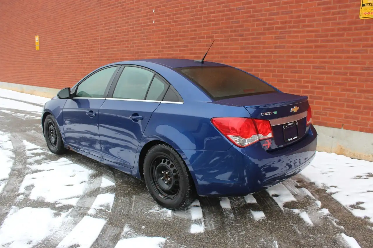 Chevrolet Cruze снимка Chevrolet Cruze
