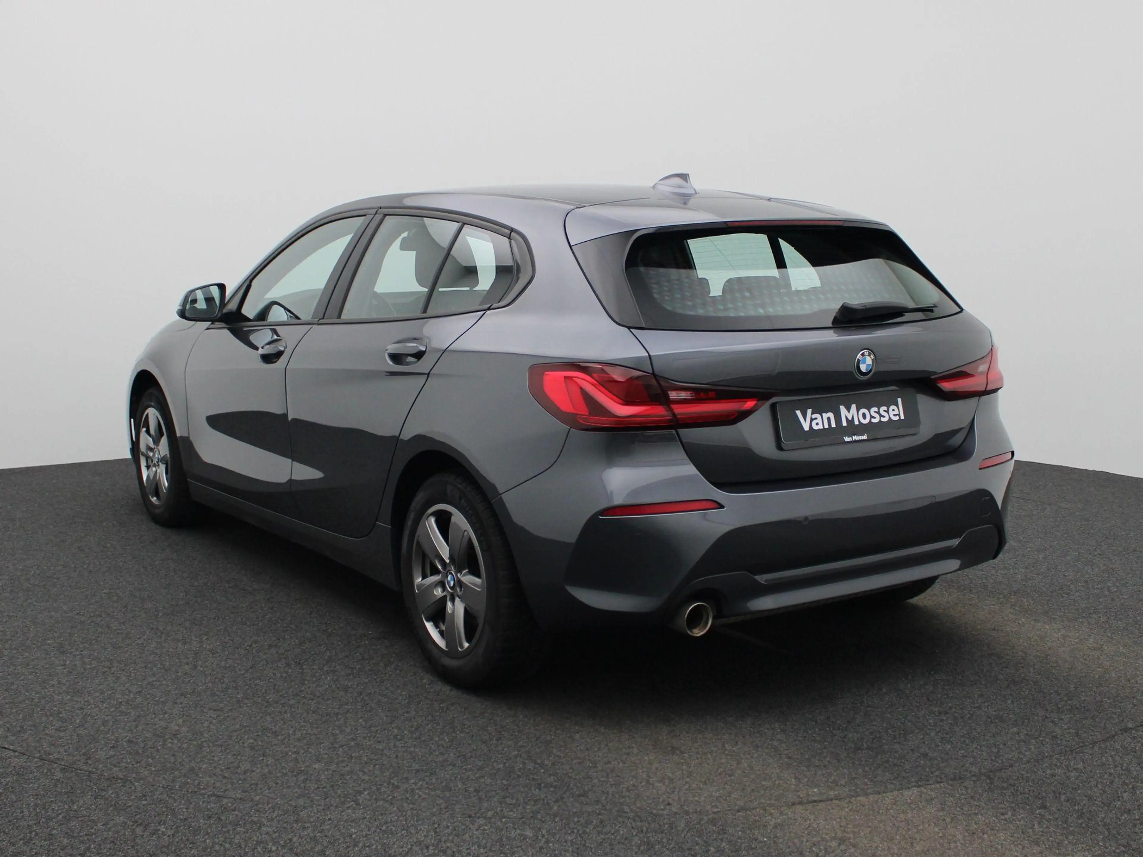 BMW 118 1-serie 118i Navi - Carplay - PDC — photo 2