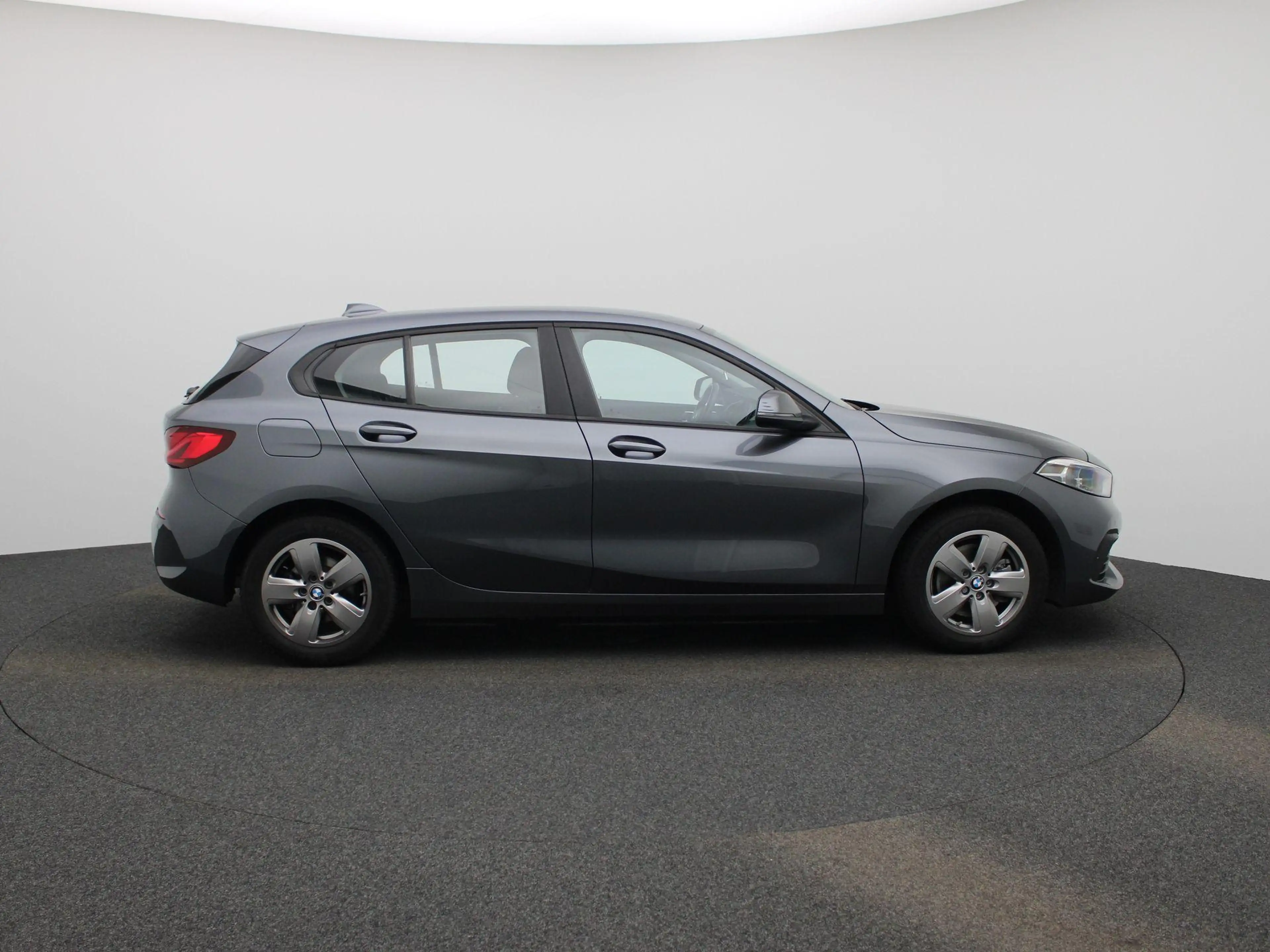BMW 118 1-serie 118i Navi - Carplay - PDC — photo 6