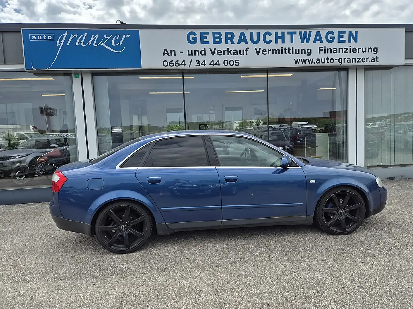 Audi A4 1,9 TDI Blau - 1