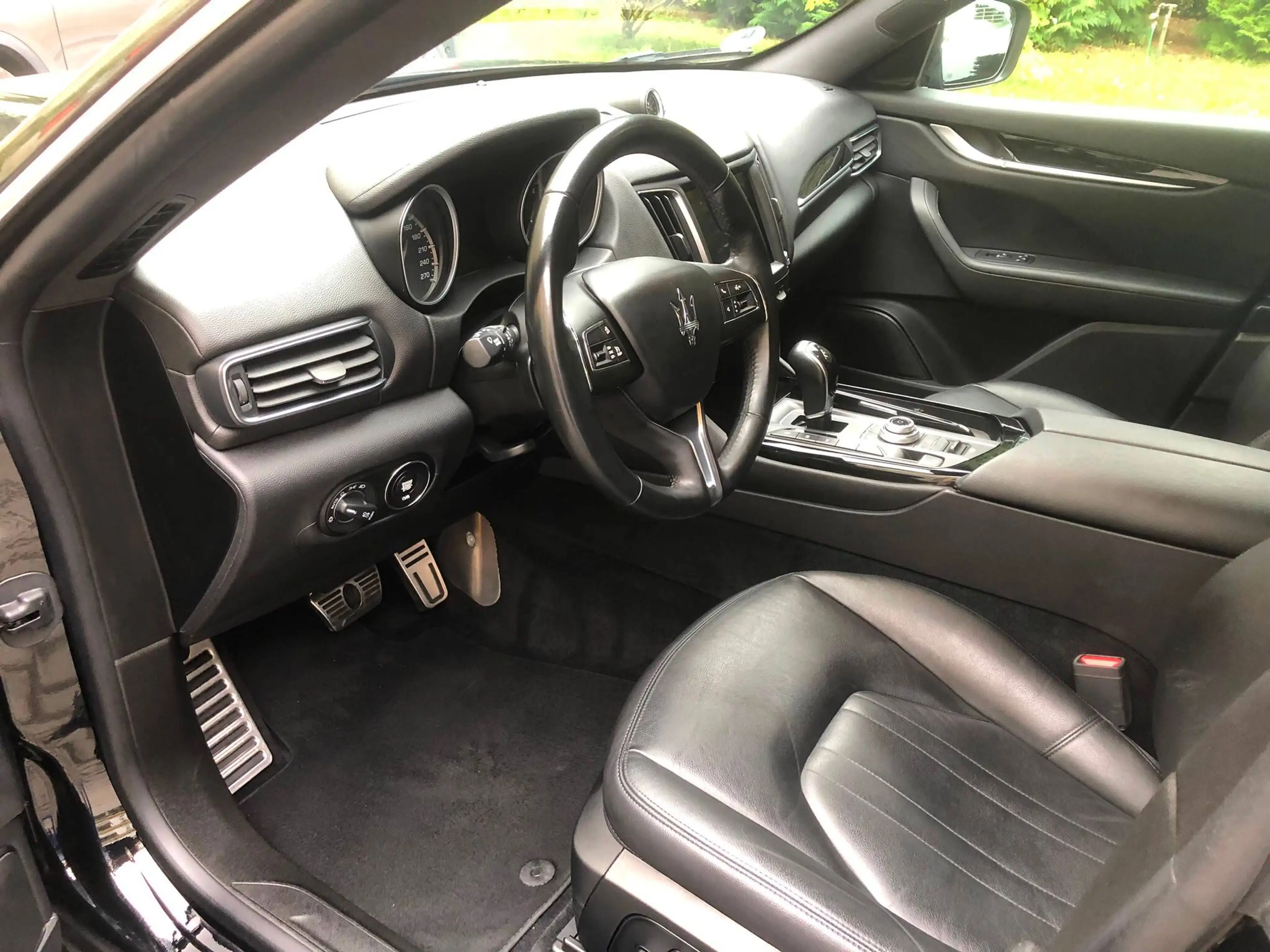 Maserati Levante Diesel — photo 13