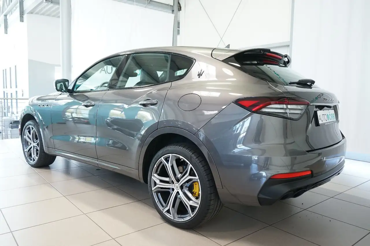 Maserati Levante 2021