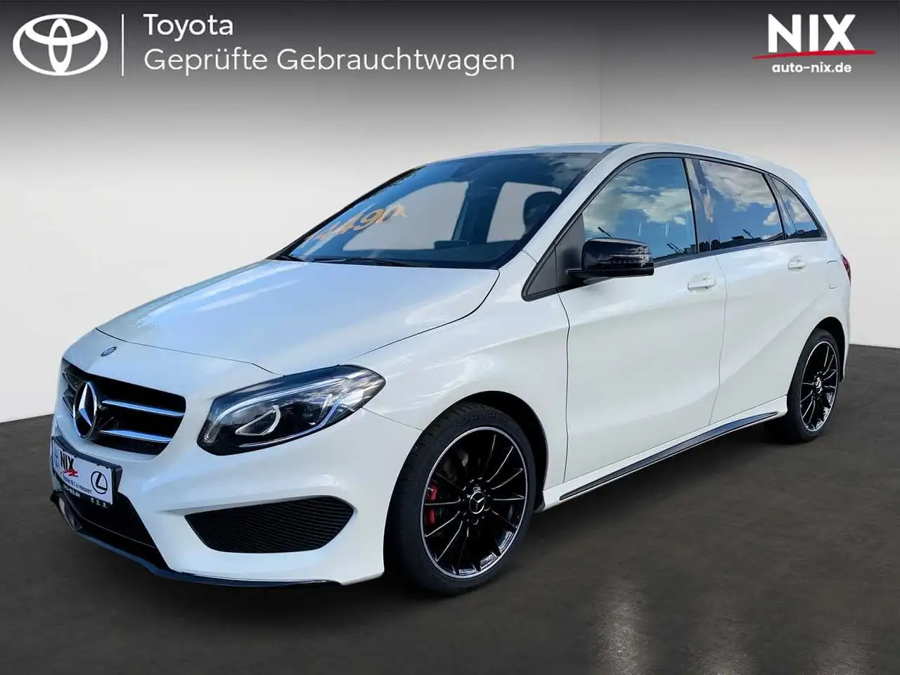 Mercedes-Benz B 180