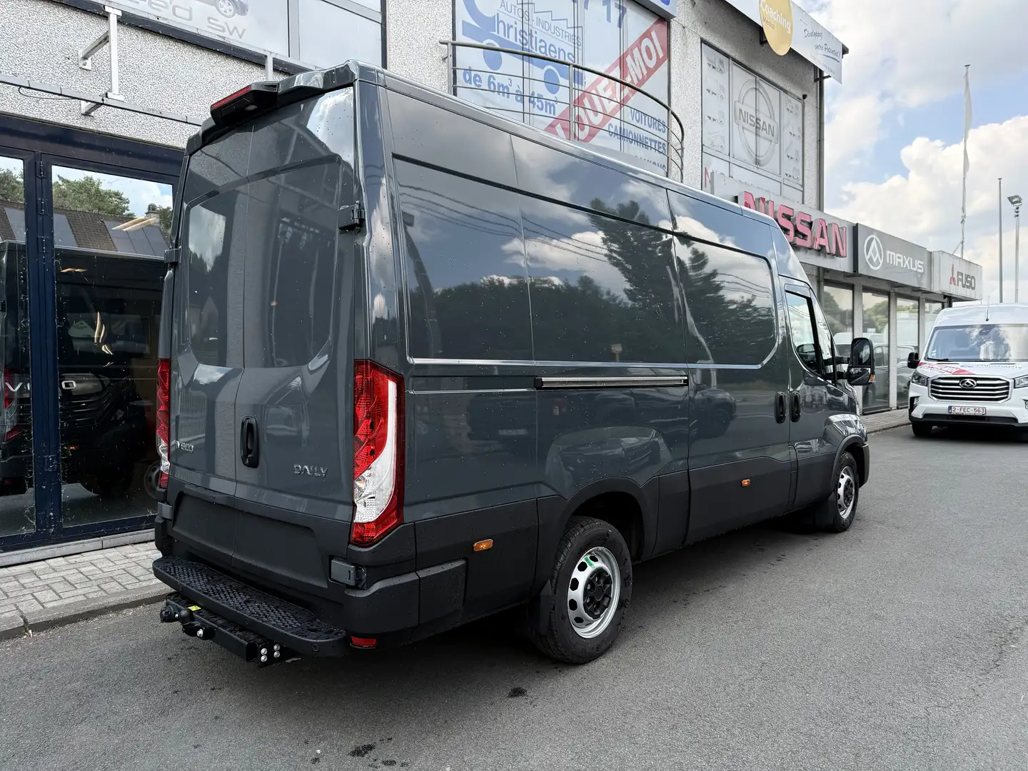 Iveco Daily L3H2 GRIS EN STOCK!!! Grau - 2