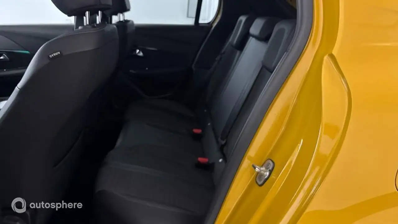 Peugeot 208 208 — photo 13