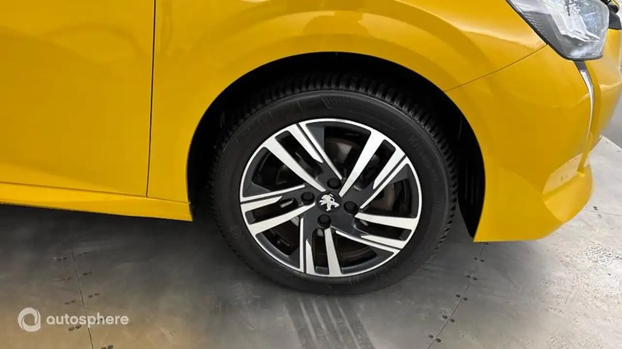 Peugeot 208 208 — photo 20