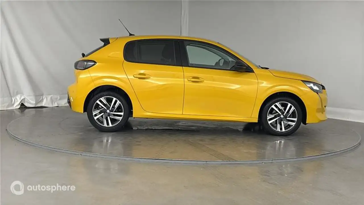 Peugeot 208 208 — photo 4