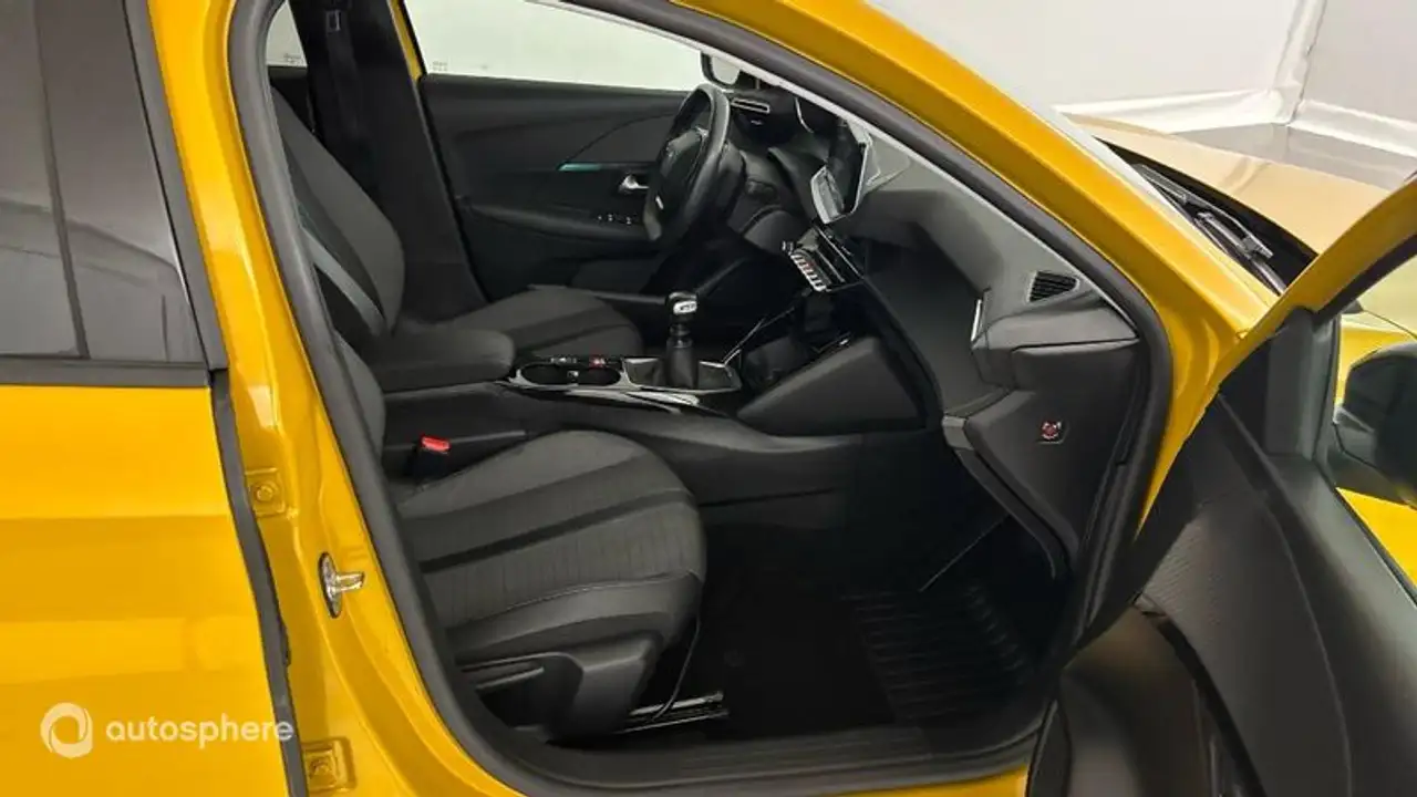 Peugeot 208 208 — photo 15