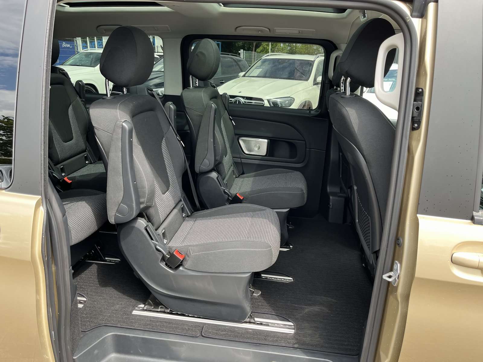 Mercedes-Benz V 300