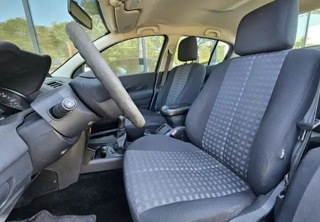 Renault Megane view 10