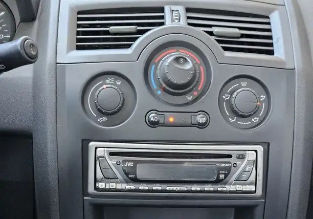 Renault Megane view 16