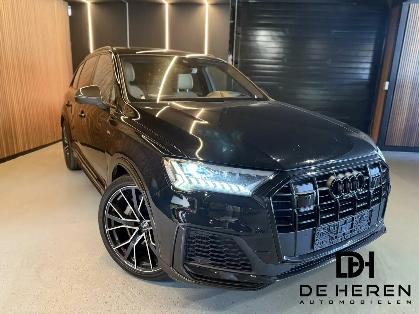 Audi Q7 55 TFSIe quattro Pro 360° cam, massage softclose H Zwart - 2