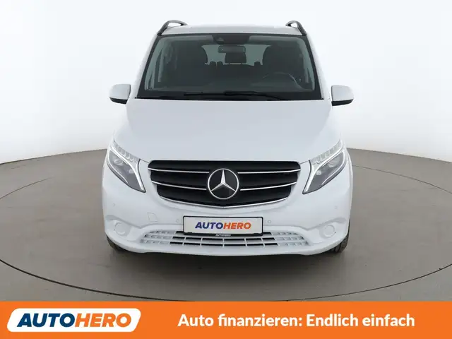 Mercedes-Benz Vito view 9