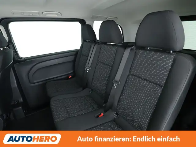 Mercedes-Benz Vito view 14