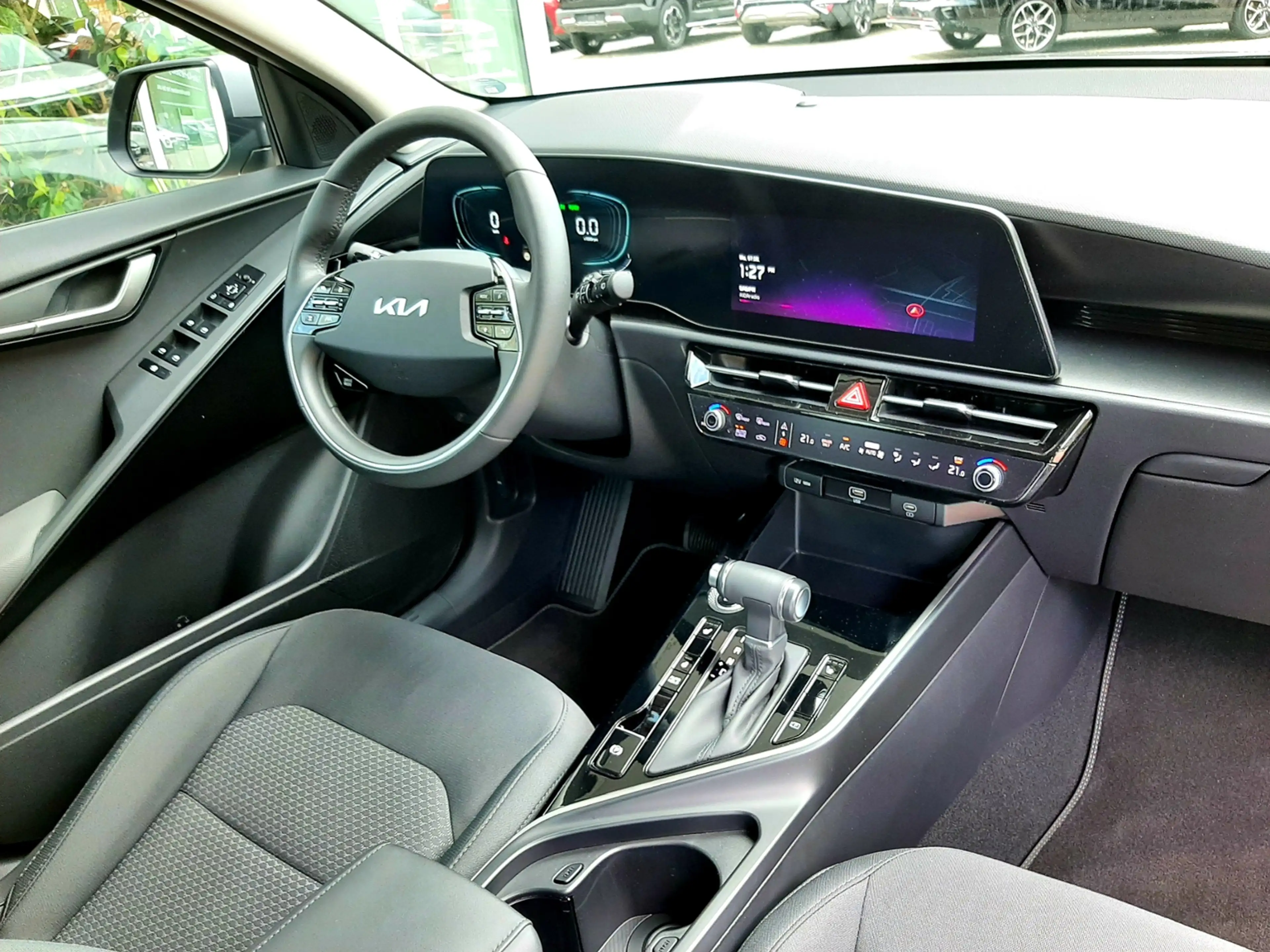 Kia Niro 1.6 HEV DCT Edition 7 NAVI MJ25 — photo 9