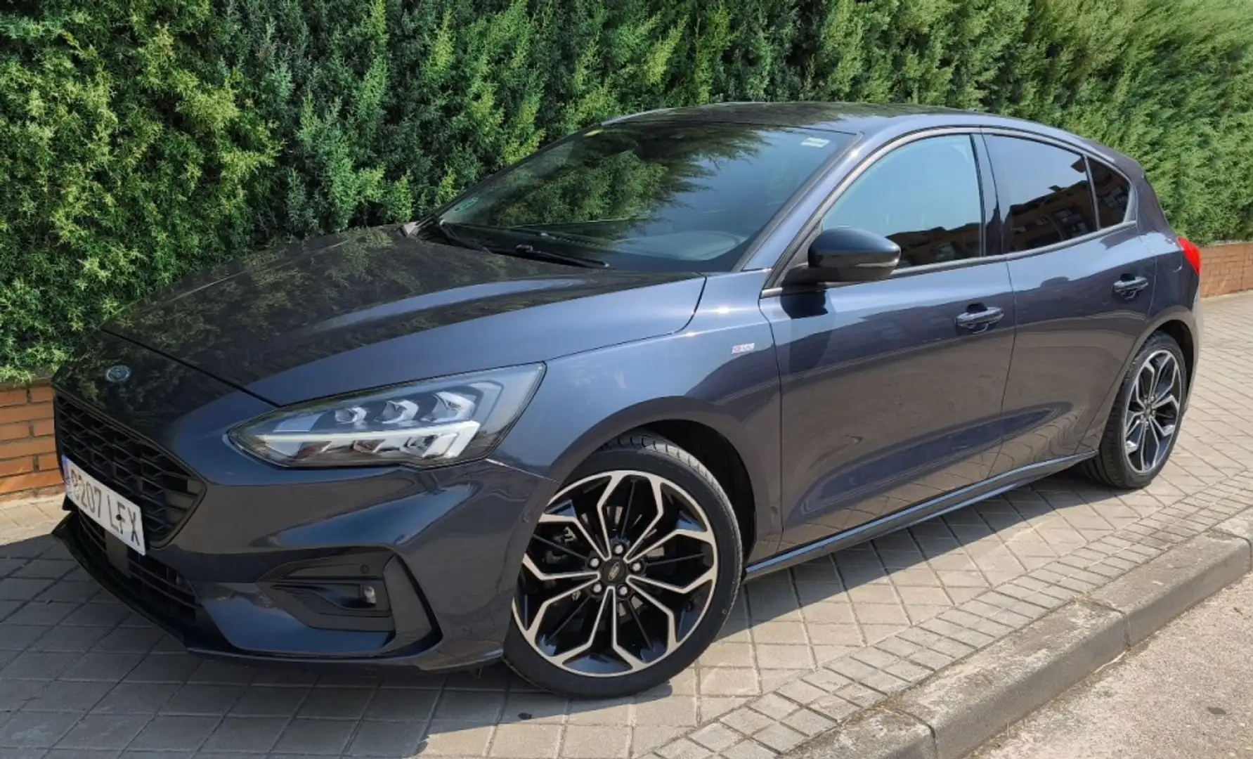 Ford Focus 1.0 Ecoboost ST Line X 125 Bleu - 2