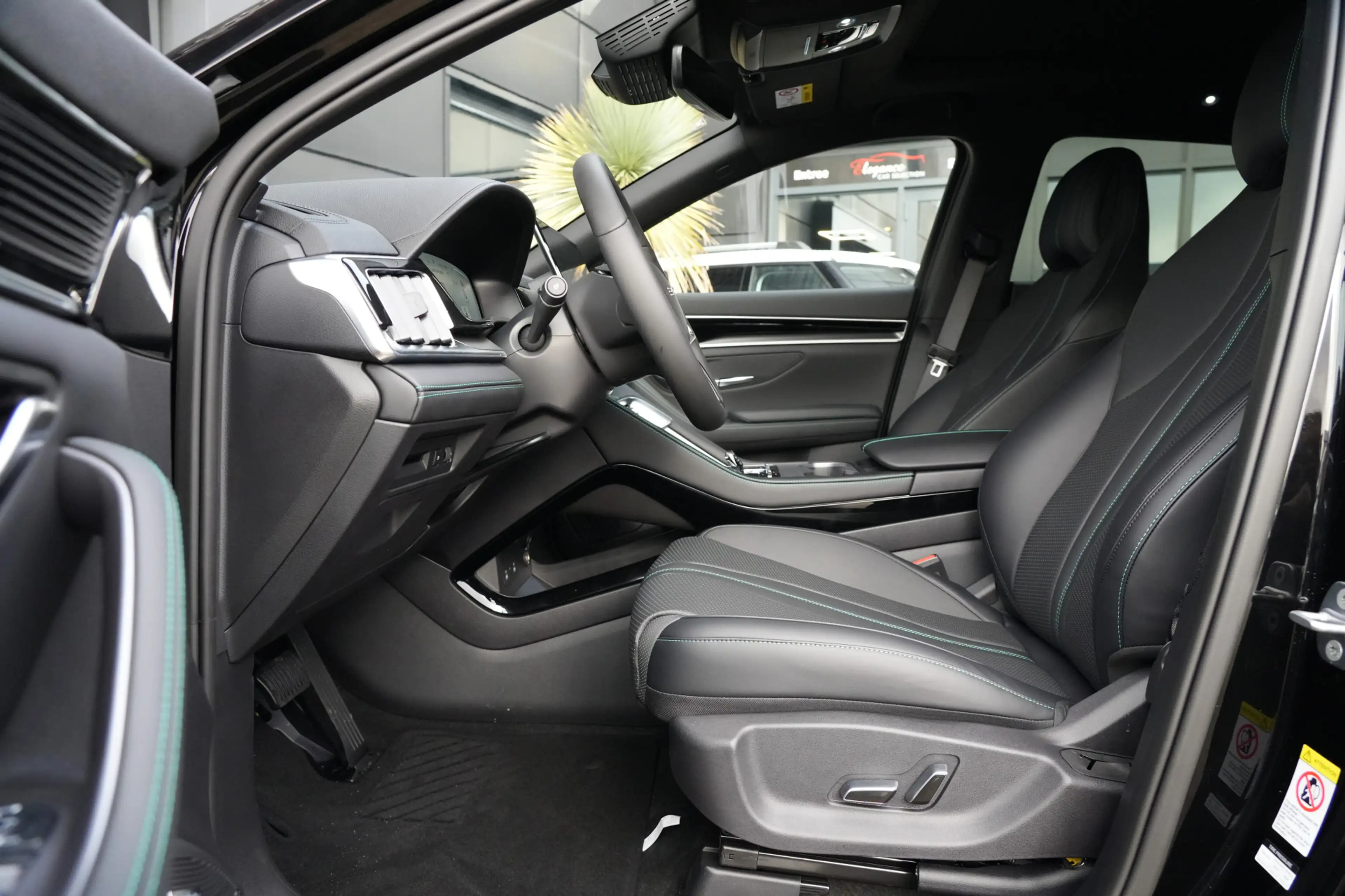 BYD Seal U 1.5 DM-i FWD PHEV Boost 218pk Panoramadak/Stoelver — photo 10