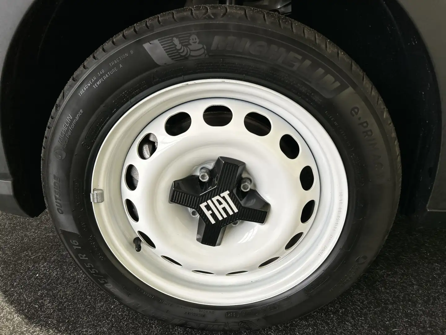 Fiat Grande Panda RED 7.4 kW 44kWh Nieuwe Red is Wit | Direct rijden Blanc - 2