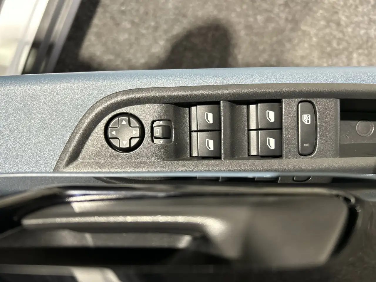 Fiat Grande Panda RED 11kW 44 kWh Nieuwe Red is Wit | Met de witte P 5