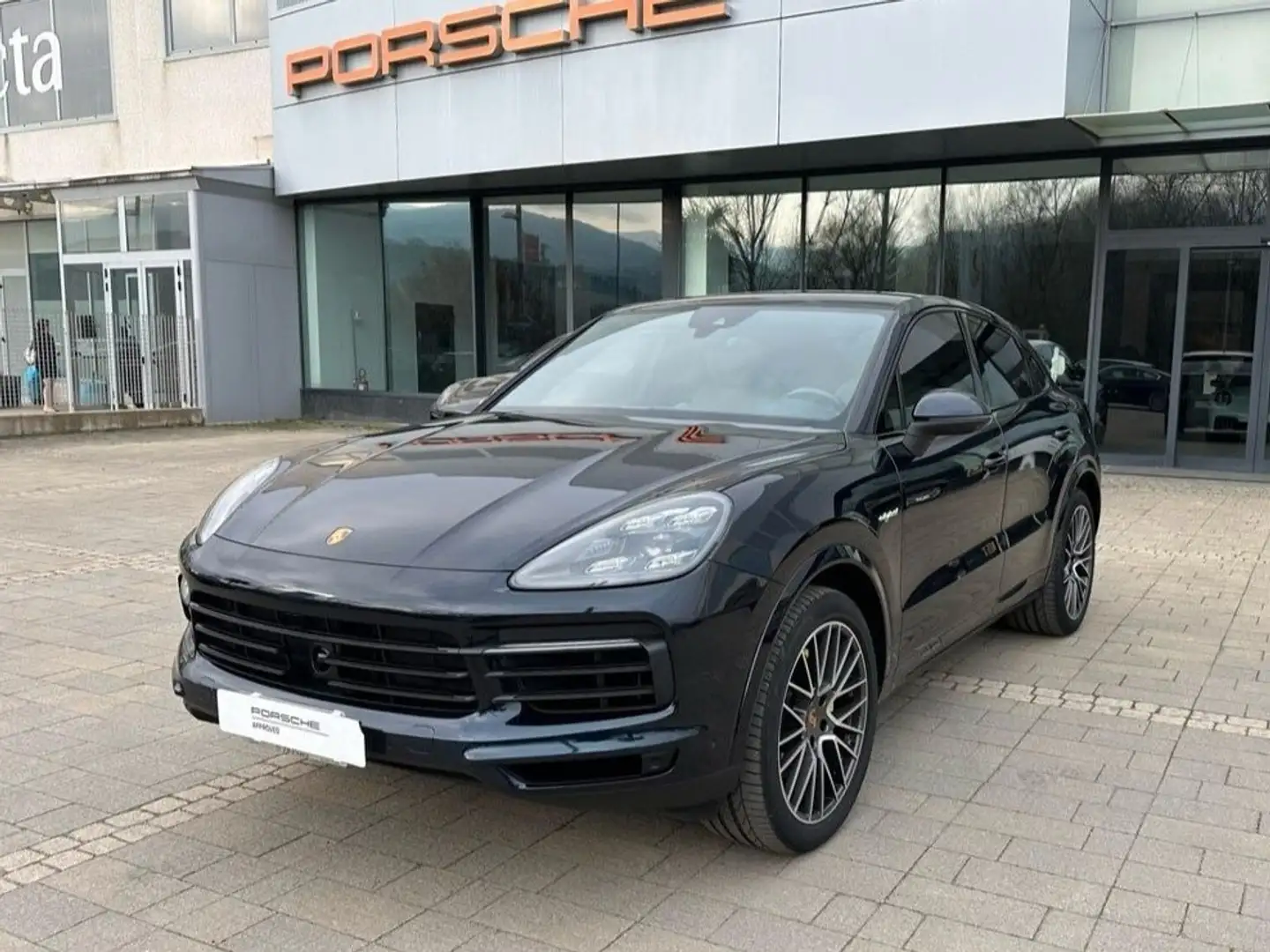 Porsche Cayenne E-Hybrid Coupé Aut. Schwarz - 1