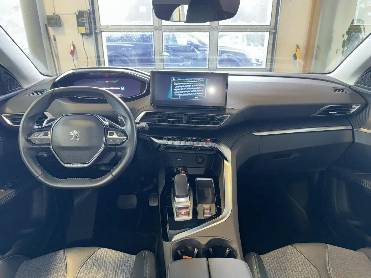 Peugeot 3008 Plug-In Hybrid 225 e-EAT8 Allure, AHK! Navi, миниатюра 16
