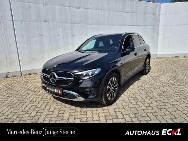 Mercedes-Benz GLC 200 d 4MATIC Österreich-Edition Winterp. Ansicht 1
