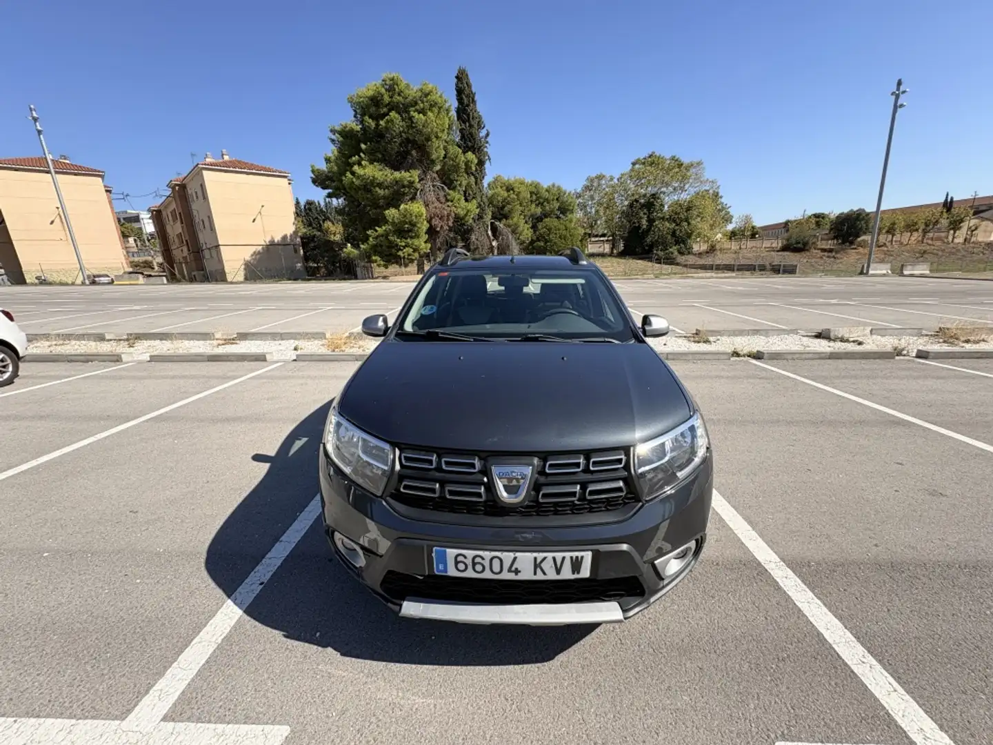 Dacia Sandero 0.9 TCE GLP Essential 66kW Negro - 1