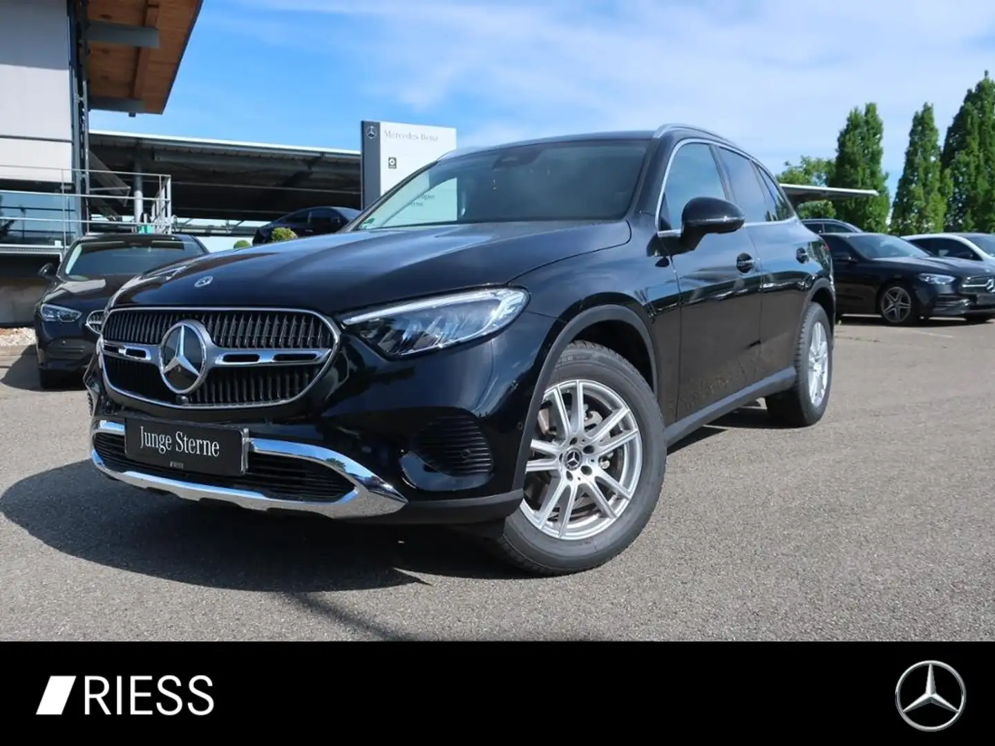Mercedes-Benz GLC 200 4M Avantgarde Navi LED AHK MBUX Kamera 18" Negro - 1